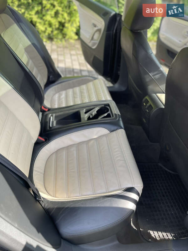 Купе Volkswagen CC / Passat CC 2009 в Самборе
