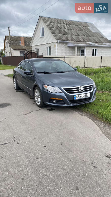 Купе Volkswagen CC / Passat CC 2010 в Чернигове