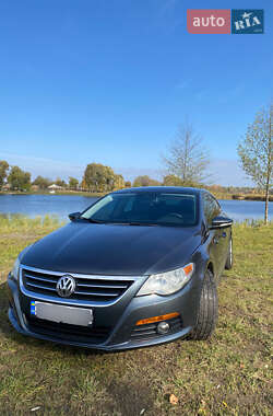Купе Volkswagen CC / Passat CC 2010 в Чернигове