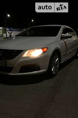 Купе Volkswagen CC / Passat CC 2010 в 