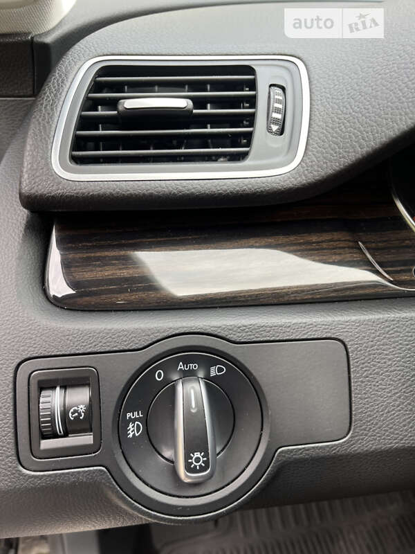 Купе Volkswagen CC / Passat CC 2014 в Судовой Вишне