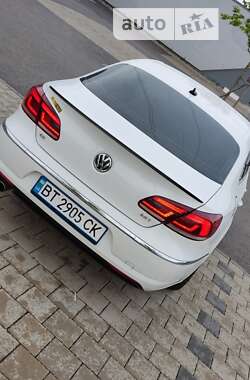 Купе Volkswagen CC / Passat CC 2012 в Херсоні