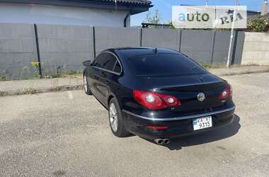 Купе Volkswagen CC / Passat CC 2011 в 