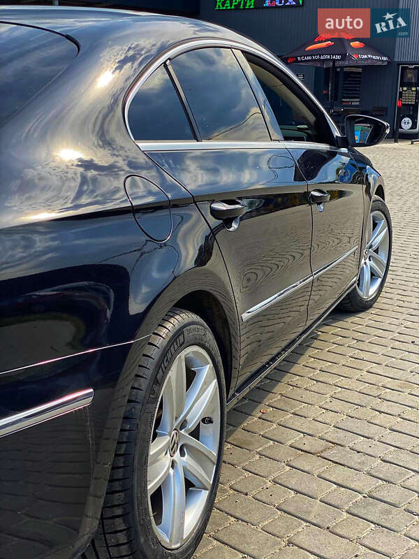 Купе Volkswagen CC / Passat CC 2014 в Староконстантинове