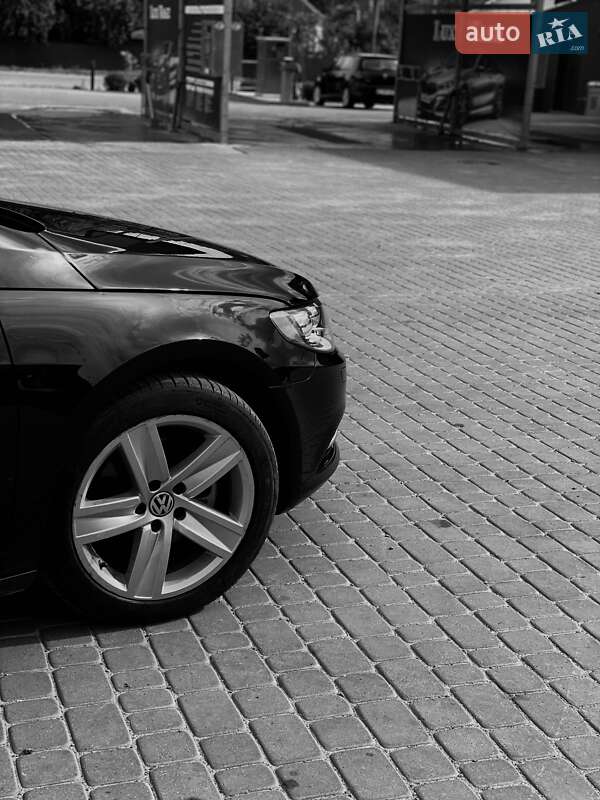 Купе Volkswagen CC / Passat CC 2014 в Староконстантинове