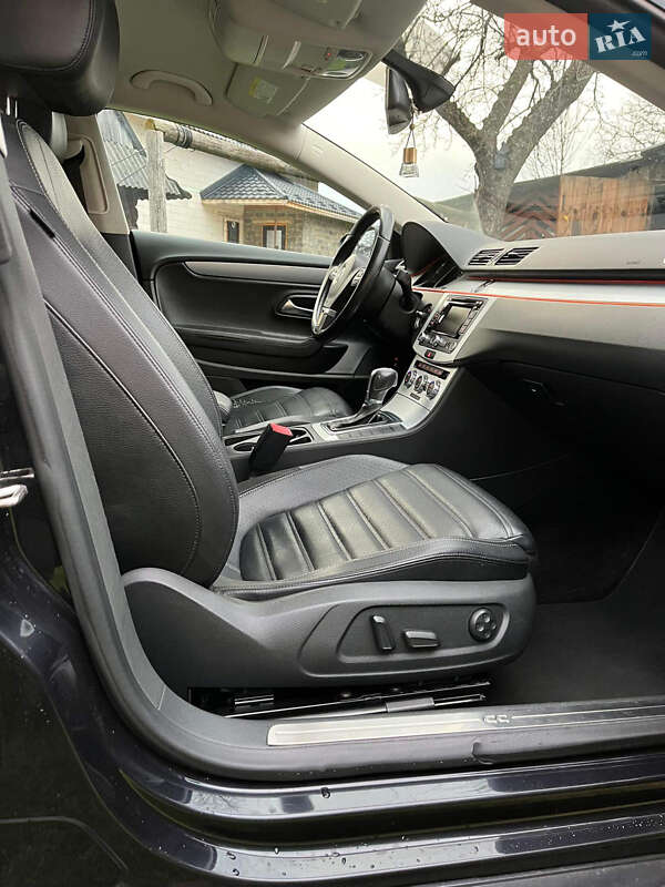 Купе Volkswagen CC / Passat CC 2012 в Ивано-Франковске