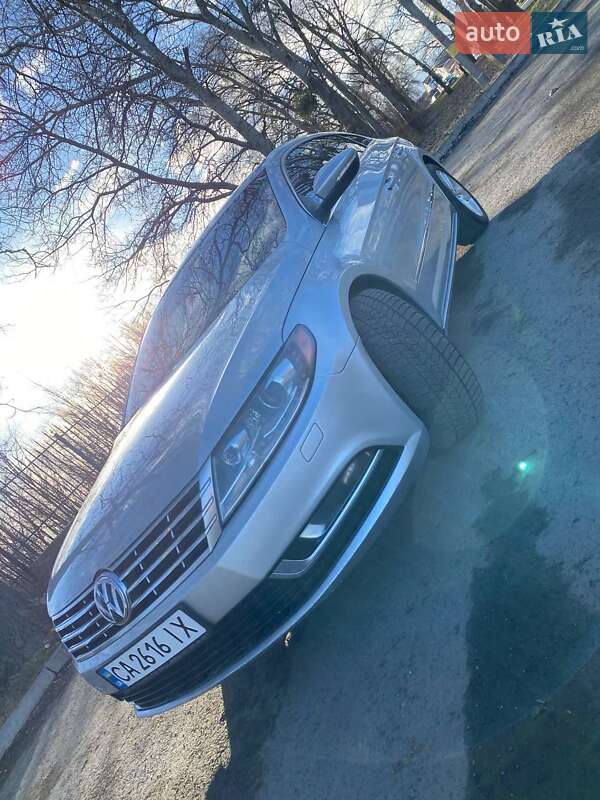 Купе Volkswagen CC / Passat CC 2012 в Умани
