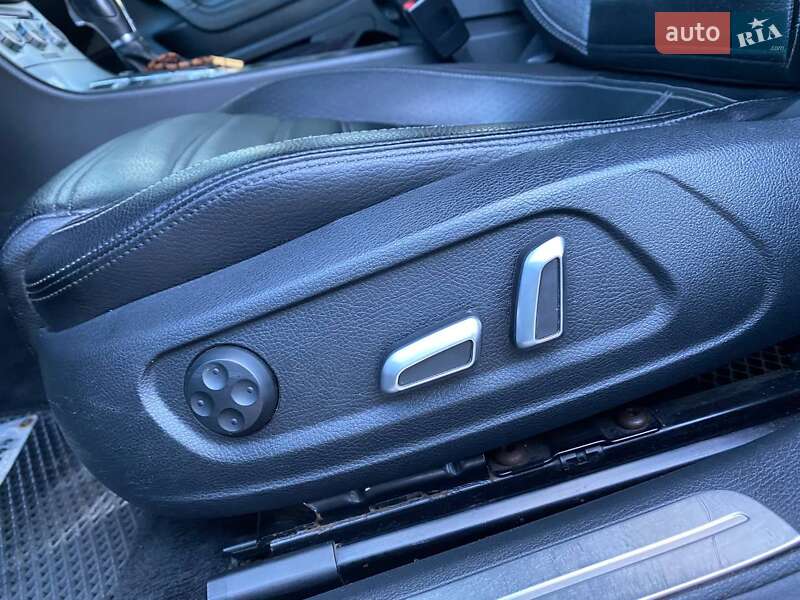 Купе Volkswagen CC / Passat CC 2012 в Умани