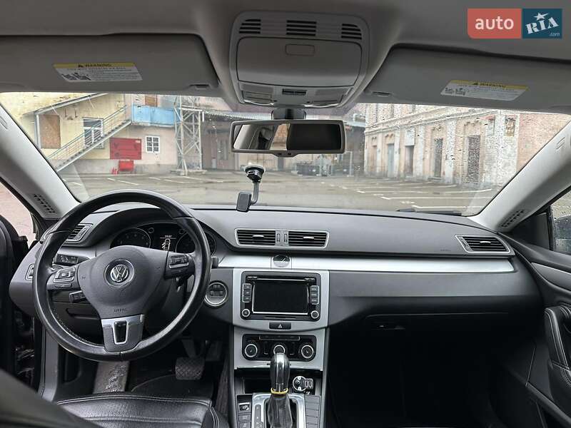 Купе Volkswagen CC / Passat CC 2011 в Киеве