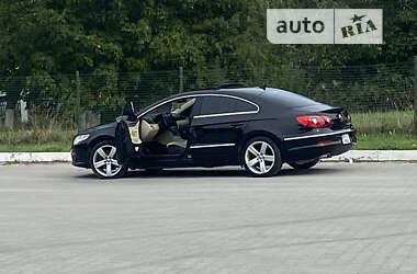 Купе Volkswagen CC / Passat CC 2011 в Гусятине