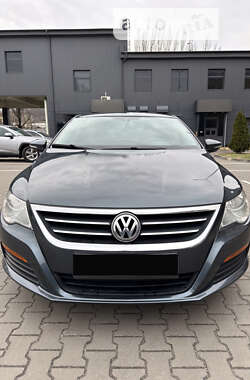 Купе Volkswagen CC / Passat CC 2012 в Києві