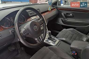 Купе Volkswagen CC / Passat CC 2010 в Киеве