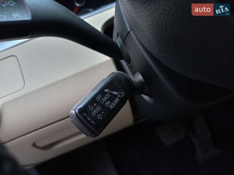 Купе Volkswagen CC / Passat CC 2011 в Конотопе