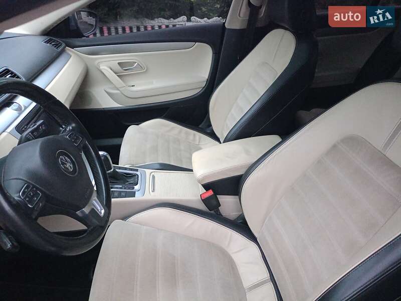 Купе Volkswagen CC / Passat CC 2011 в Конотопе