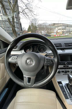 Купе Volkswagen CC / Passat CC 2012 в Ужгороде