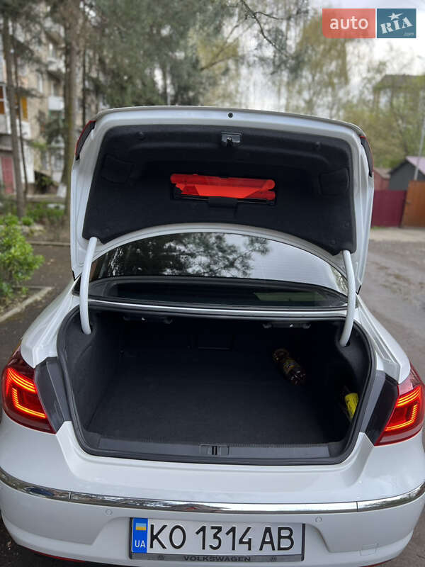 Купе Volkswagen CC / Passat CC 2013 в Берегово