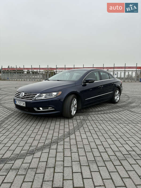 Купе Volkswagen CC / Passat CC 2013 в Львові