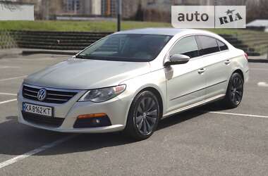 Купе Volkswagen CC / Passat CC 2009 в Киеве