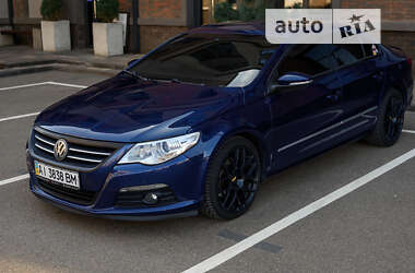 Купе Volkswagen CC / Passat CC 2009 в Киеве