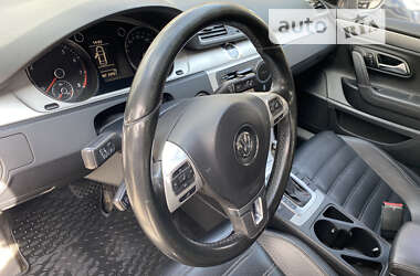 Купе Volkswagen CC / Passat CC 2011 в Киеве