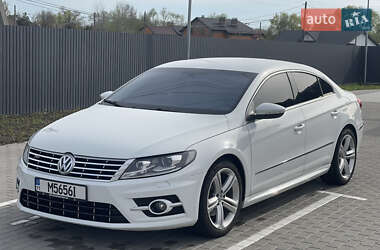 Купе Volkswagen CC / Passat CC 2016 в Киеве