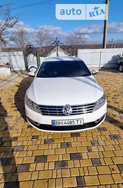 Купе Volkswagen CC / Passat CC 2012 в Миколаївці