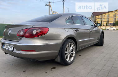 Купе Volkswagen CC / Passat CC 2011 в Львове