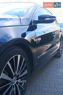 Купе Volkswagen CC / Passat CC 2012 в 
