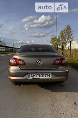 Купе Volkswagen CC / Passat CC 2011 в Коростене
