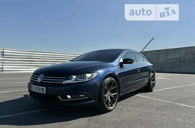 Купе Volkswagen CC / Passat CC 2014 в Львове