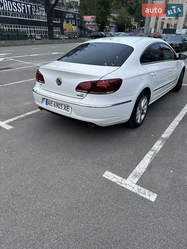 Купе Volkswagen CC / Passat CC 2013 в Киеве