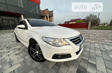 Купе Volkswagen CC / Passat CC 2011 в Тячеве