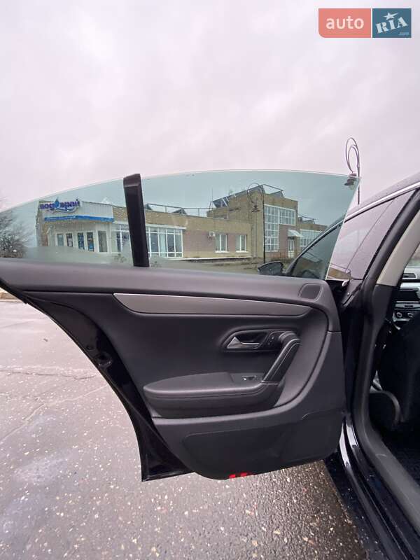 Купе Volkswagen CC / Passat CC 2010 в Вознесенске