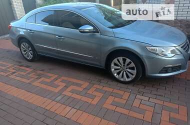 Купе Volkswagen CC / Passat CC 2011 в Конотопе