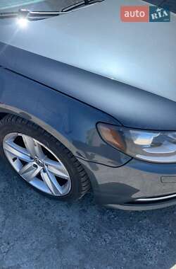 Купе Volkswagen CC / Passat CC 2012 в 