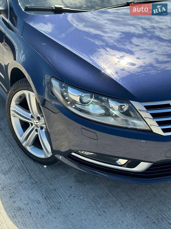 Купе Volkswagen CC / Passat CC 2014 в Києві