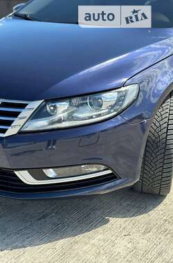 Купе Volkswagen CC / Passat CC 2014 в Киеве