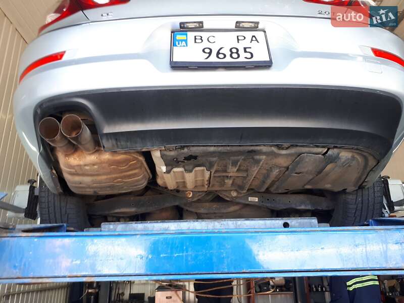 Купе Volkswagen CC / Passat CC 2011 в Львові