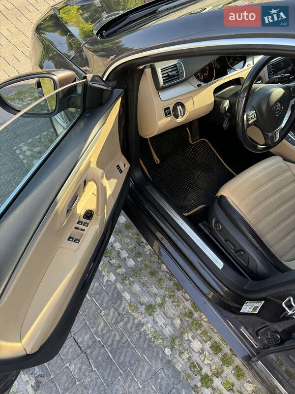 Купе Volkswagen CC / Passat CC 2012 в Львове