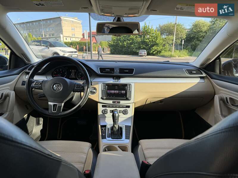 Купе Volkswagen CC / Passat CC 2012 в Львове