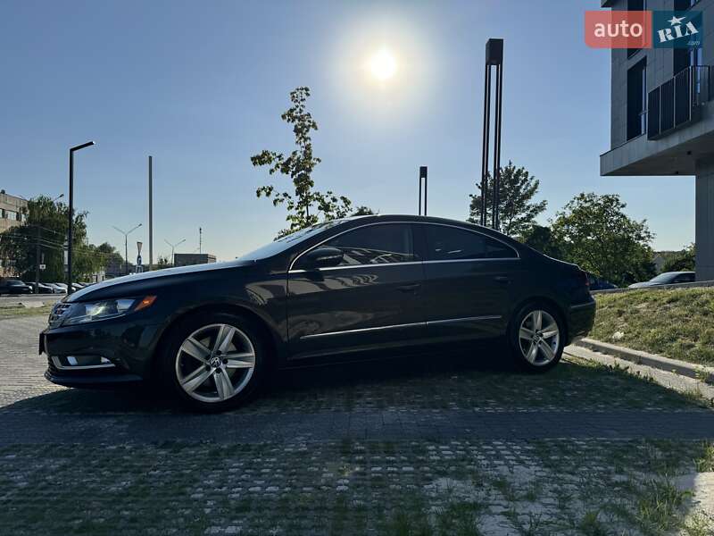 Купе Volkswagen CC / Passat CC 2012 в Львове