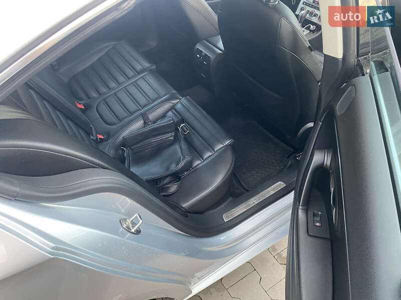Купе Volkswagen CC / Passat CC 2012 в Тячеве
