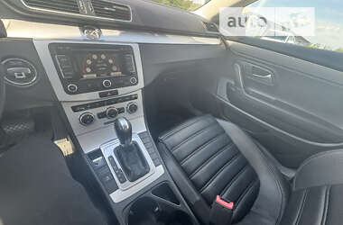 Купе Volkswagen CC / Passat CC 2014 в Львове