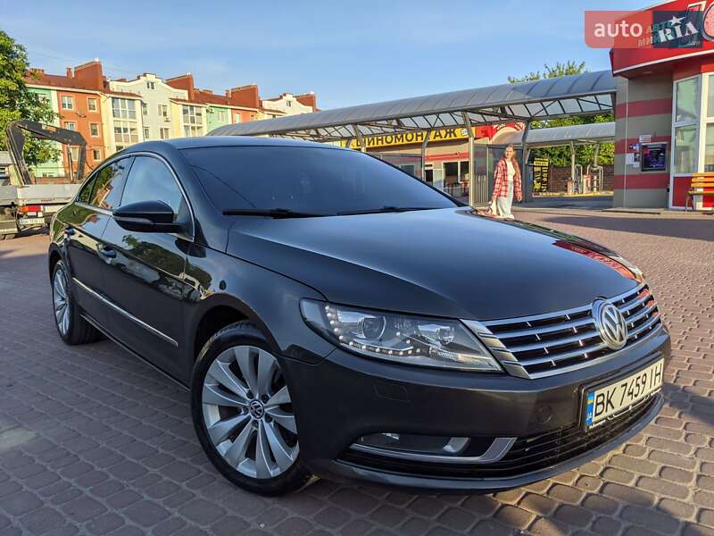 Купе Volkswagen CC / Passat CC 2012 в Рівному