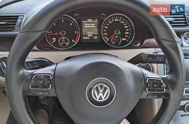 Купе Volkswagen CC / Passat CC 2012 в Ровно