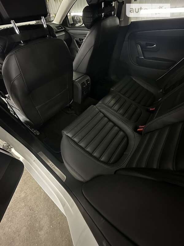 Купе Volkswagen CC / Passat CC 2014 в Житомирі