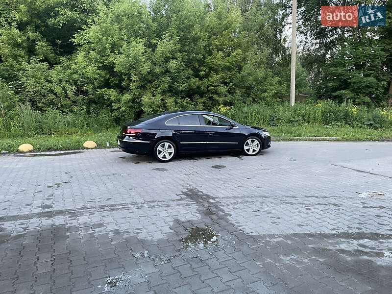 Купе Volkswagen CC / Passat CC 2012 в Староконстантинове