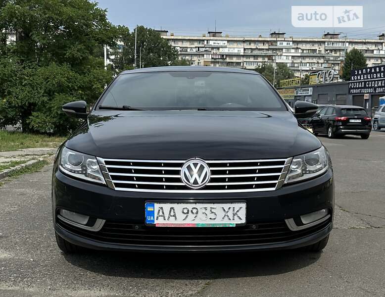 Купе Volkswagen CC / Passat CC 2013 в Києві