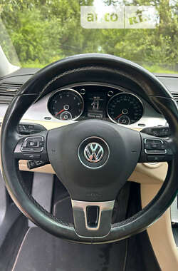 Купе Volkswagen CC / Passat CC 2009 в Василькові