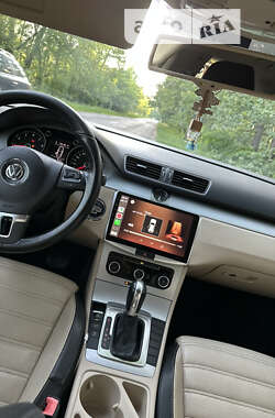 Седан Volkswagen CC / Passat CC 2011 в Житомирі